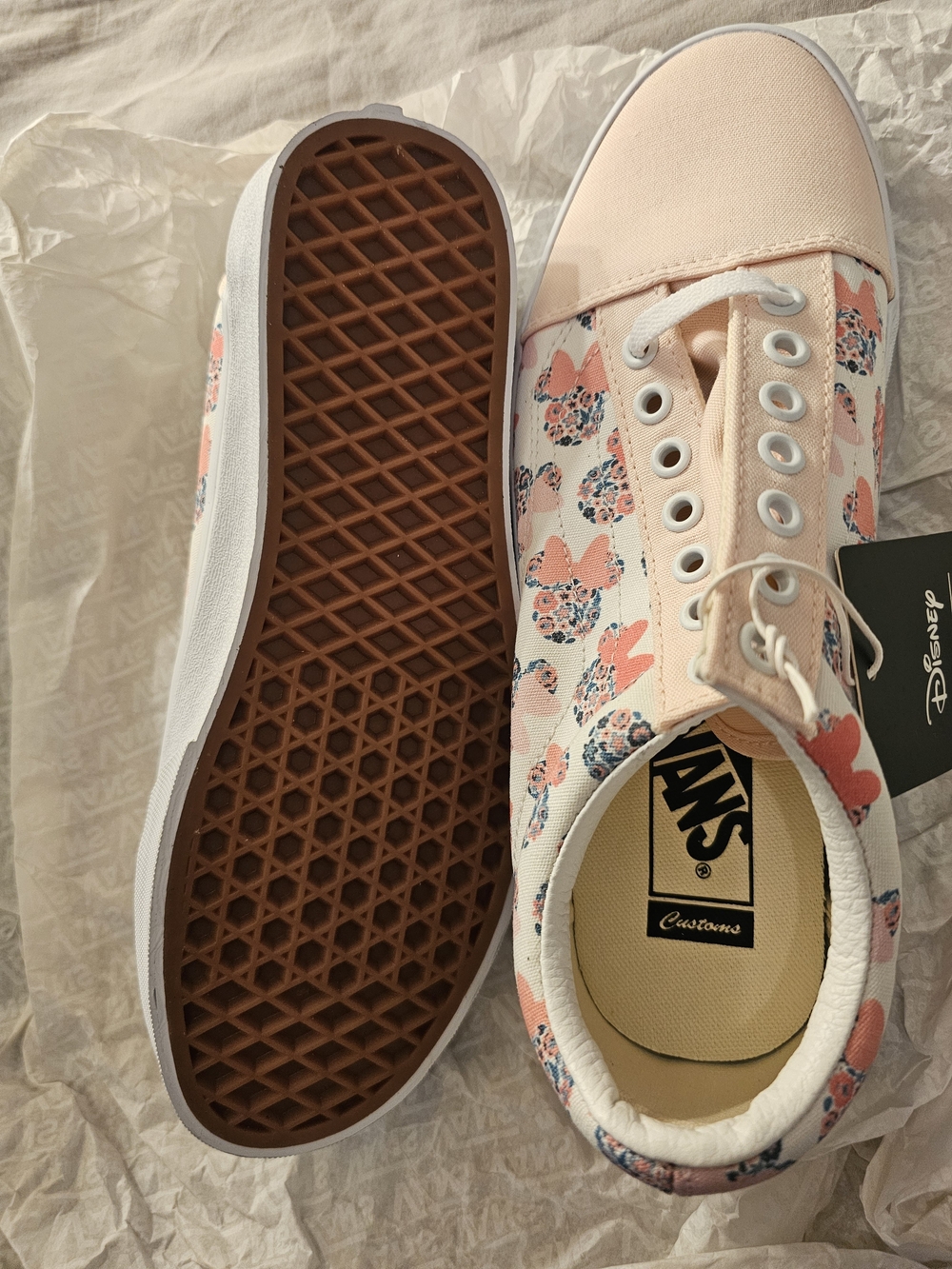 Vans Women’s Pink Floral Low-Top Sneakers - Picture 3 of 11